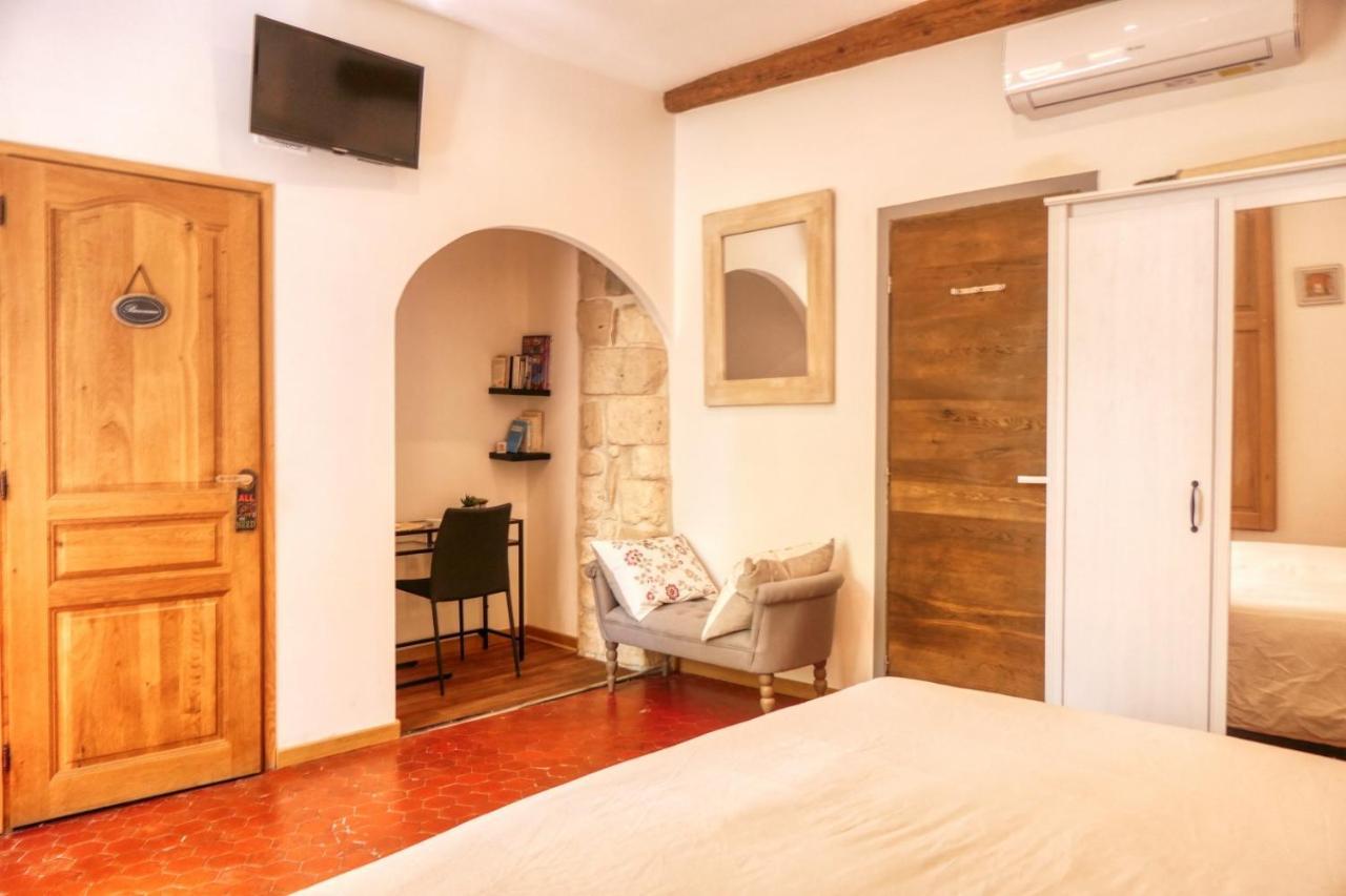 La Chambre Des Petits Papes, Intra Muros Bed and Breakfast Avignone Esterno foto